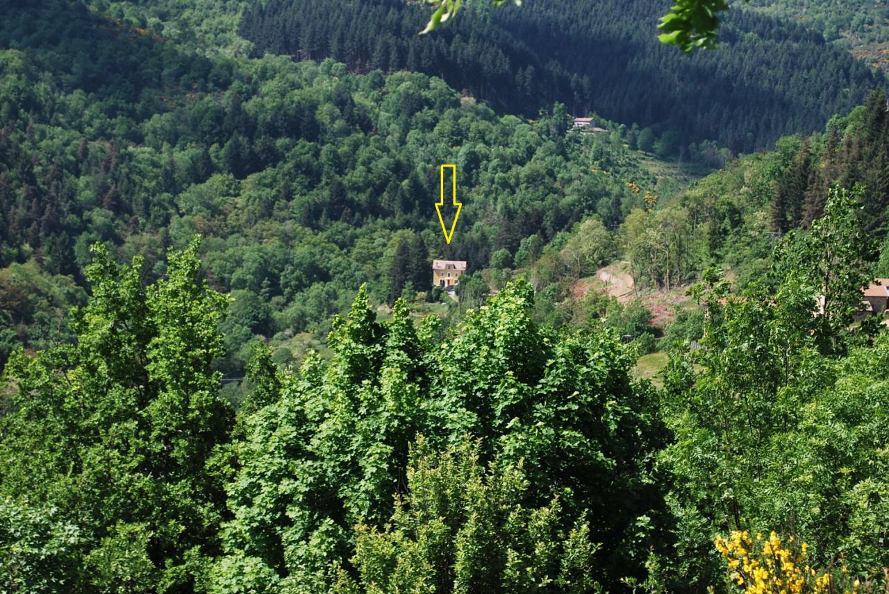 Vue du l'ancienne voie de chemin de fer à l'avant 2